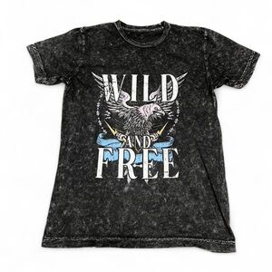 Wild and Free Graphic Oversized T-Shirt
